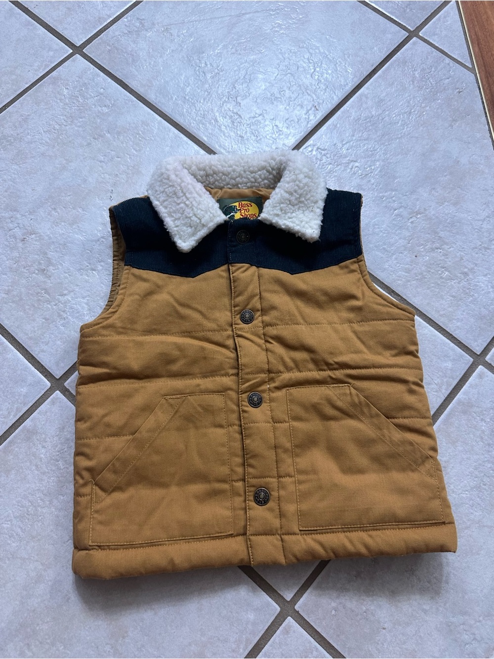 Bass Pro Shops Tan Brown Puffer Vest with White Sherpa Collar